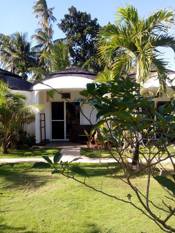 White Chocolate Hills Resort Zamboanguita  Kültér fotó