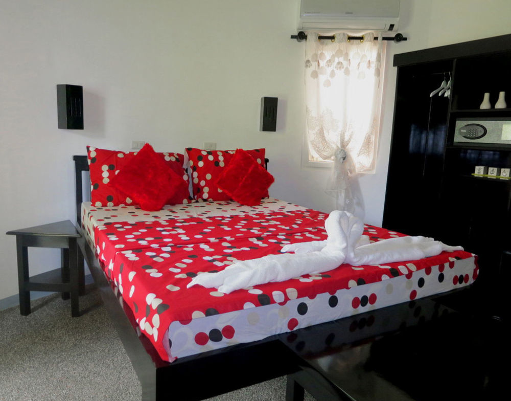 White Chocolate Hills Resort Zamboanguita  Kültér fotó