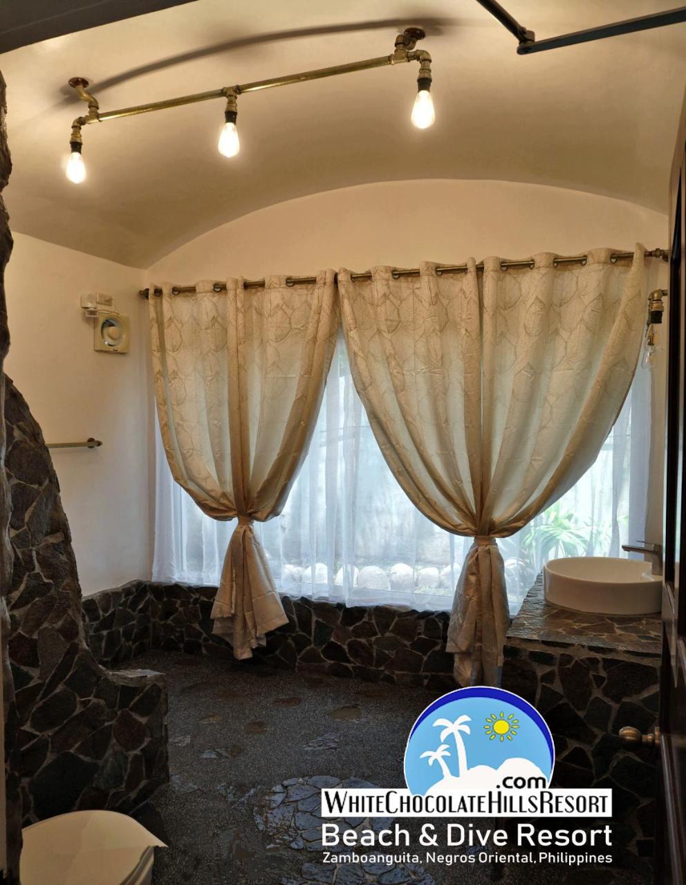 White Chocolate Hills Resort Zamboanguita  Kültér fotó